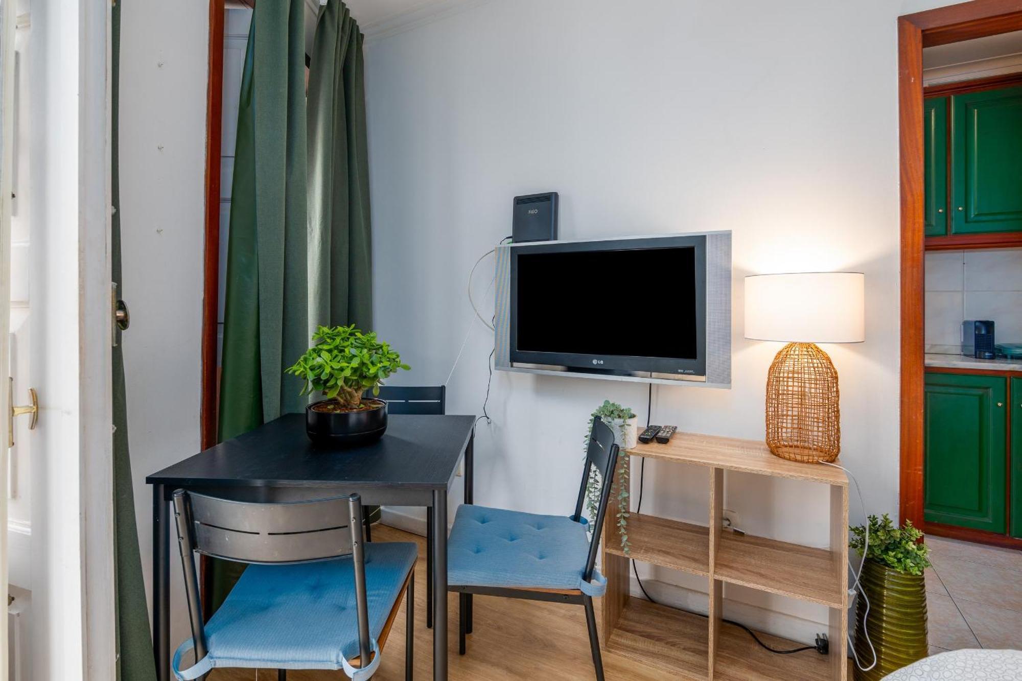 波尔图Renovated Feb25 Clerigos Cozy Balcony With Self Check In公寓 外观 照片